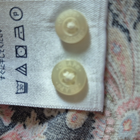 CHAPS shirt, floral, navy background, 100% Cotton, western, Med Petite - Picture 12 of 14